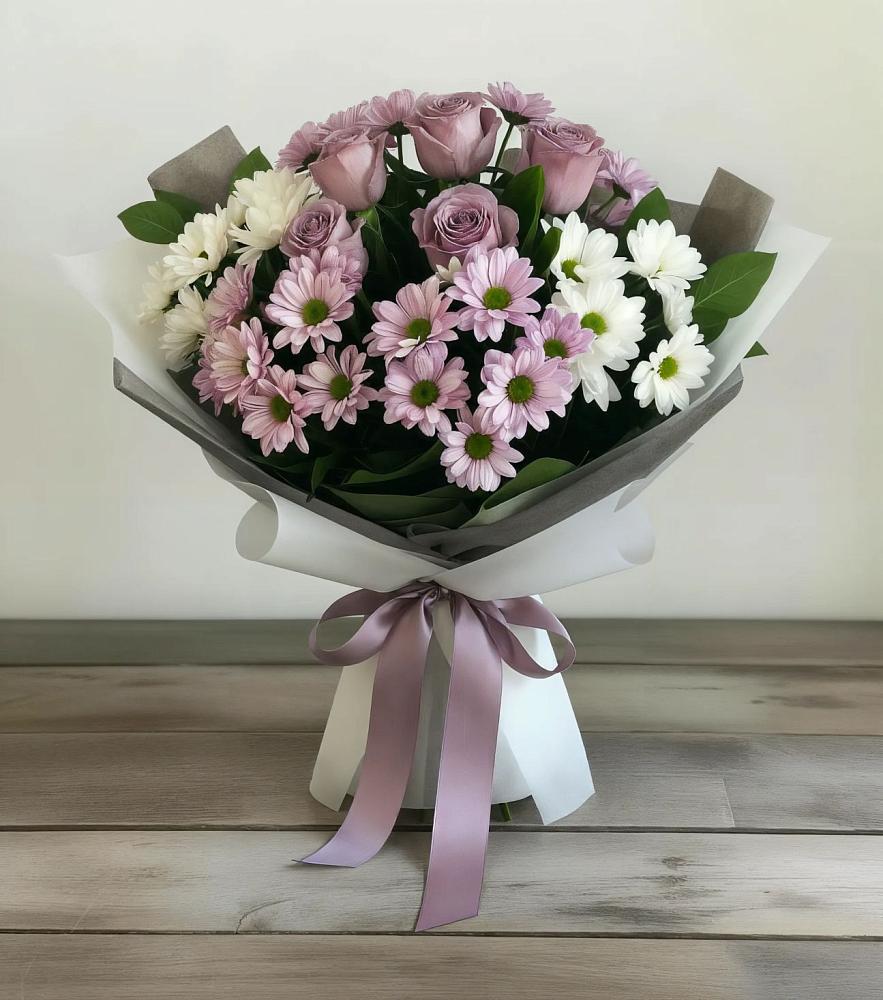 Букет цветов из: Хризантемы и Розы в Калининце