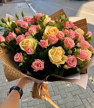 Букет цветов из:  Розы #REPLACE_PRED# Калининце