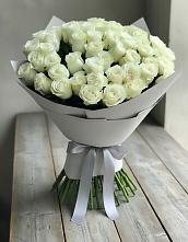 Букет 35 Белых роз в Калининце