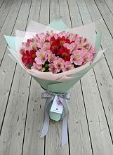 Букет цветов из:  Альстромерии в Калининце