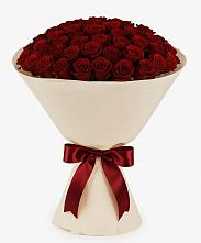 Букет 101 Бордовая роза Блэк Бакарра в Калининце