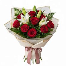 Букет цветов из:  Лилии и Розы в Калининце