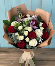 Букет цветов из:  Розы и Альстромерии в Калининце