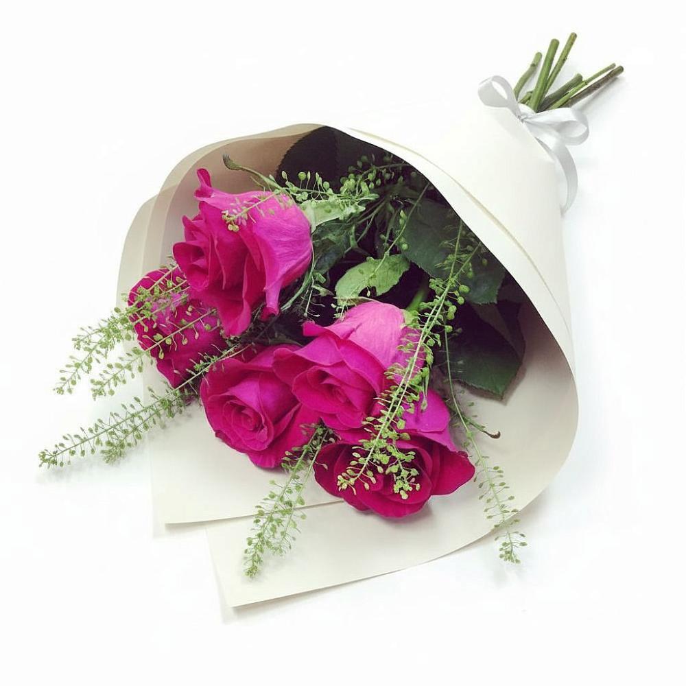 Букет цветов из: Розы в Калининце