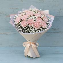 Букет цветов из:  Гвоздики в Калининце