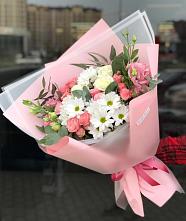 Букет цветов из:  Розы, Лизиантусы и Хризантемы в Калининце