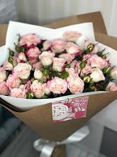 Букет цветов из:  Розы в Калининце
