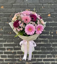 Букет цветов из:  Герберы и Хризантемы в Калининце