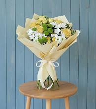 Букет цветов из:  Хризантемы и Розы в Калининце