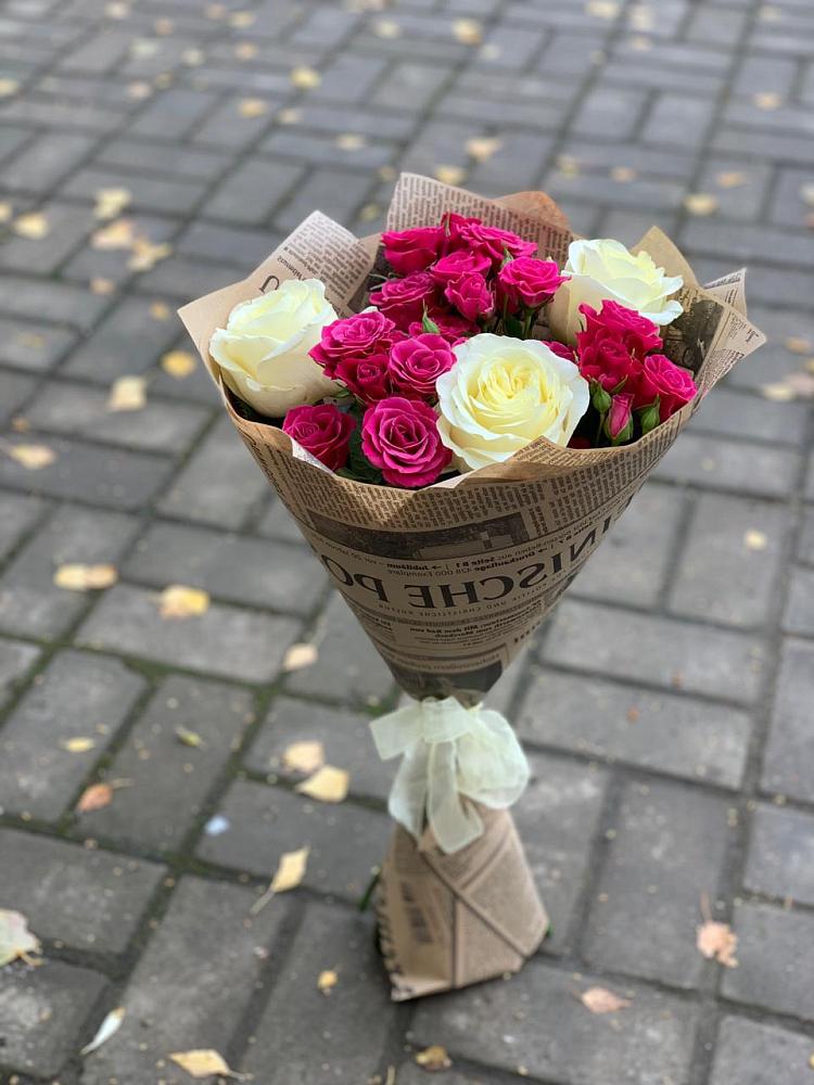 Букет цветов из: Розы в Калининце