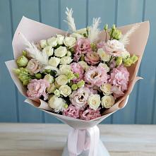 Букет цветов из:  Альстромерии и Розы в Калининце