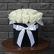 Цветочная композиция из Розы в шляпной коробке #REPLACE_PRED# Калининце