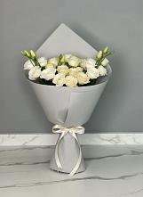 Букет цветов из:  Розы и Лизиантусы в Калининце